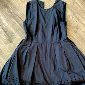 Gap pleated black dress